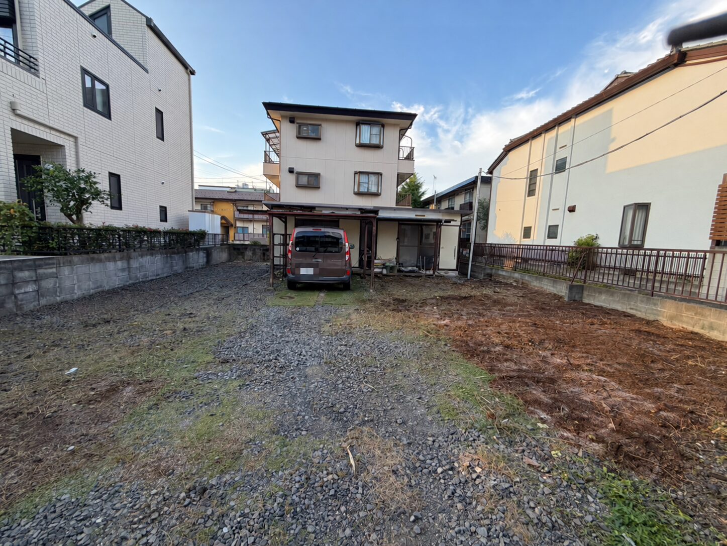 庭じまい施工後 見通しがよくなった草加市のお庭