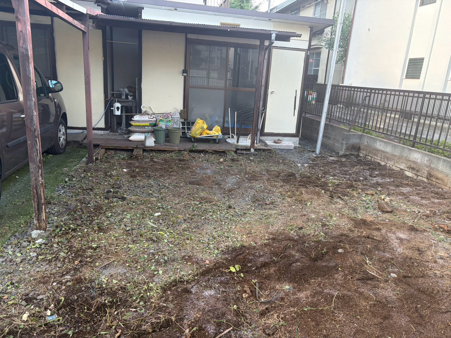 除草・不用品撤去後 スッキリした敷地